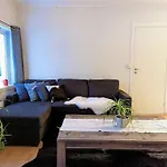 Nice And Quiet Apartment In City Centre