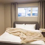 Staying Apt 1 - New And Modern