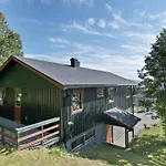 Fully Equipped Villa With Parking For Families, Groups Or Business - 6 People