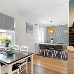 Cozy 130Sqm House Right Above The City Center.