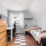 Cozy 130Sqm House Right Above The City Center.