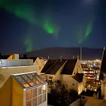 Quiet Apartment Just 3 Minutes From City Central!