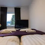 Aurora Dream House Apartment With Free Parking