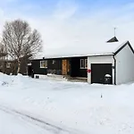 Enter Tromso - 3 Bedroom Home