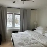 Sentral 4-Roms Leilighet I Trollbakken