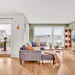 Moderne Sentralt Hjem