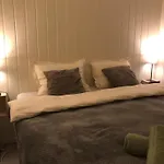Trivelig Liten Leilighet, Sentralt Pa Kvaloysletta