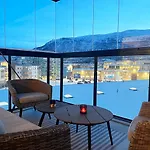 Penthouse City Apartment - Tromso