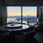 Vindlys Luxury Penthouse Apartment