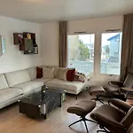 Arctic 3 Room Apartment - Aurora View - Free Parking