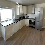 Sentral Moderne Leilighet Med 3 Soverom - Solis