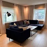 Beautiful Top Apartment Close To City Centre