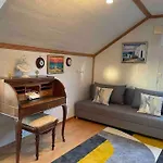 Top Floor Apartment With Amazing View And Location