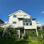 Apartment Near City Center