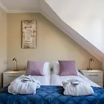 Enter Tromso - Historic Arctic Apartments