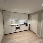Cozy Apartment By Sherpa Steps With Free Parking