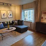 Urban Apartment In City Center!
