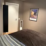 Urban And Quiet Apartment In City Centrum