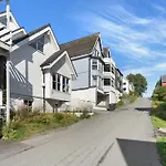 Arctic Homes - The Town House