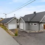 Arctic Homes - Aurora Overlook