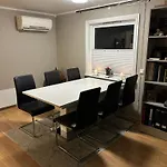 Nydelige Tromsdalen - Rom I Enebolig