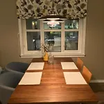 Cozy Northern Light Central Apartment
