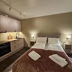 Supercentral City Apartment Eik