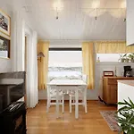 Alkove Apartment