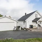 Lovly 3 Bedroom Apartment With The View Of Aurora