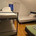Feelhome 4 Bedrooms Apartment Polarvegen