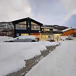Cozy Apartment Close To The City And The Mountains