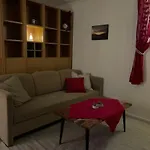 Quiet And Peaceful Apartment, Close To Everything