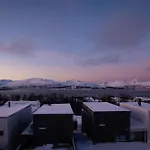 Apartment Close To Nature And The City