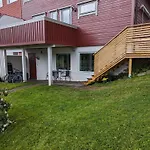 Mountain & Sea View Apartment Tromso