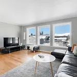 Urban Aurora - Apartment 1 - Free Parking
