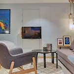 Aurora Studio Apartment