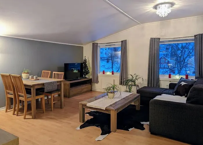 Nice And Quiet Apartment In City Centre