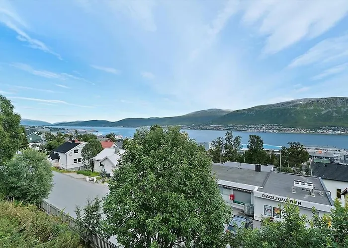 Modern Apartment In The Center Of The Island