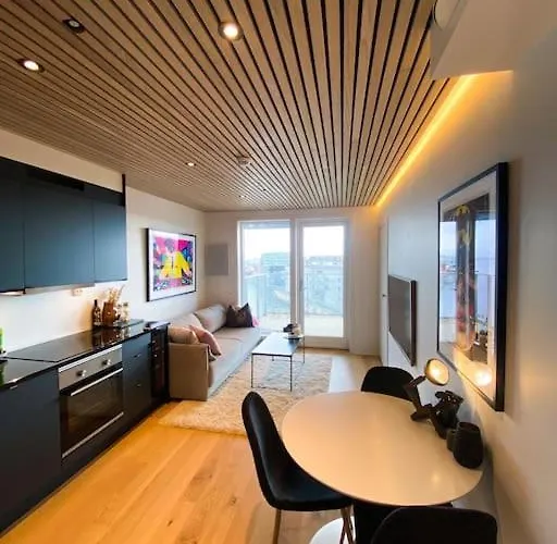 Lovely And Exclusive Northern Lights Apartment With Excellent View.