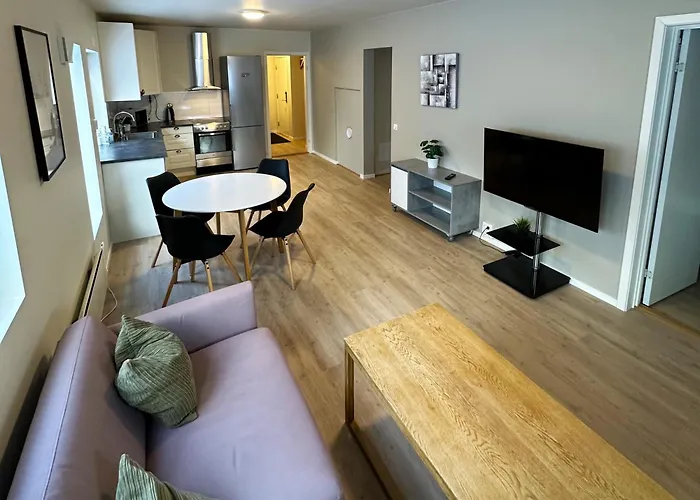 Sentral Moderne Leilighet Med 3 Soverom - Solis