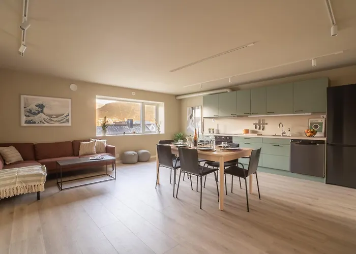 Luxury Top Floor Apartment