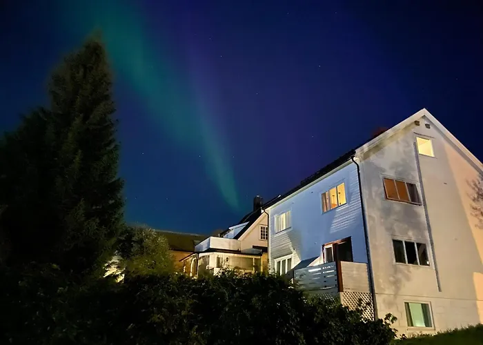 The Aurora Garden - 1Bedroom Apartment - Walking Distance From City Center
