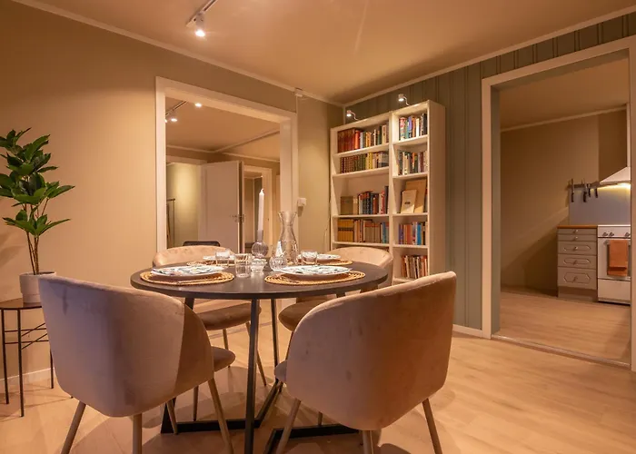 Cozy And Spacious Apartment In City Centre