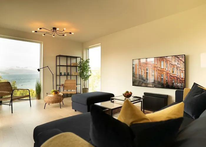 Seastone Apartments