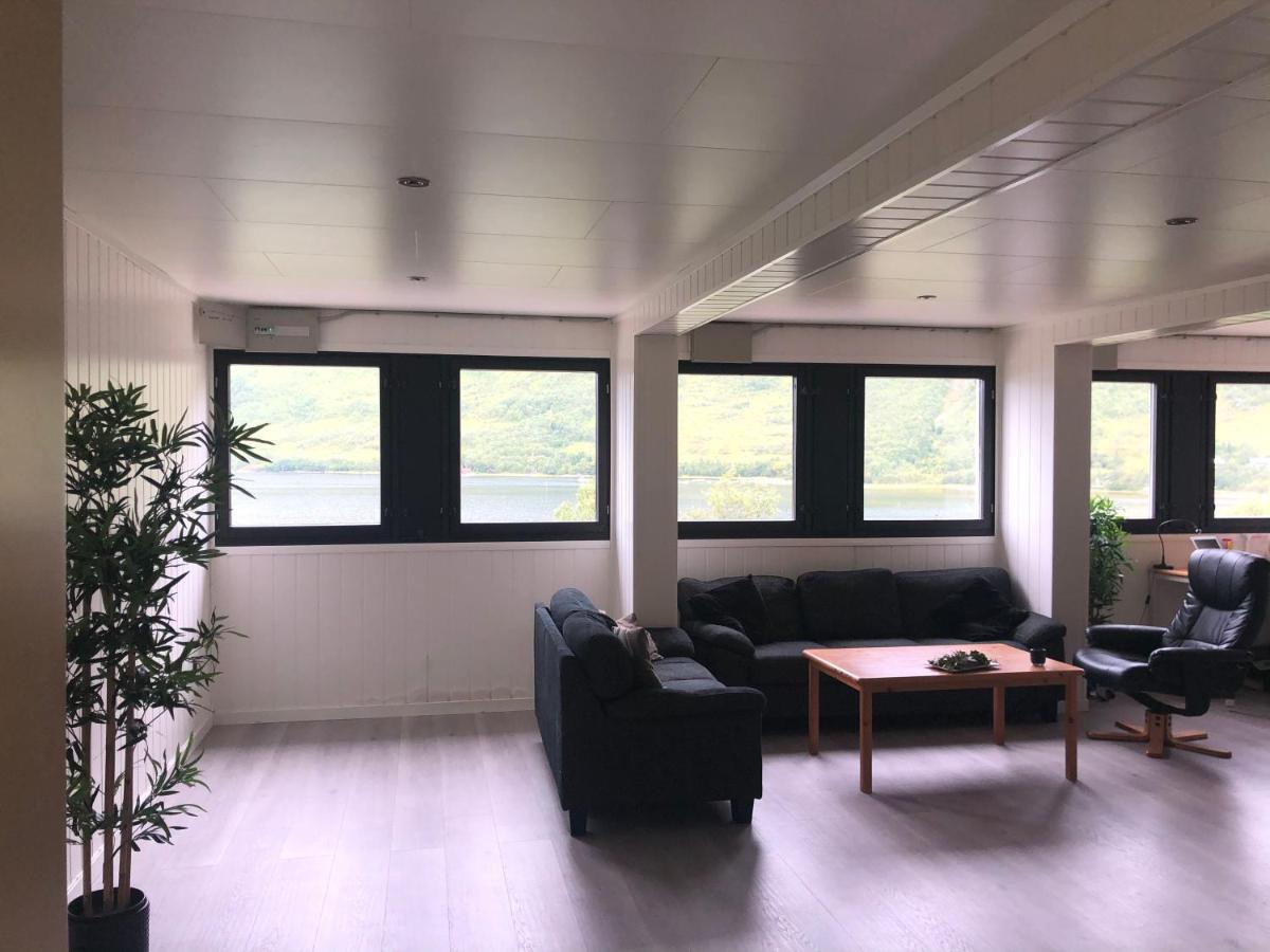 Melishome: Aurora Observatory * Tromso