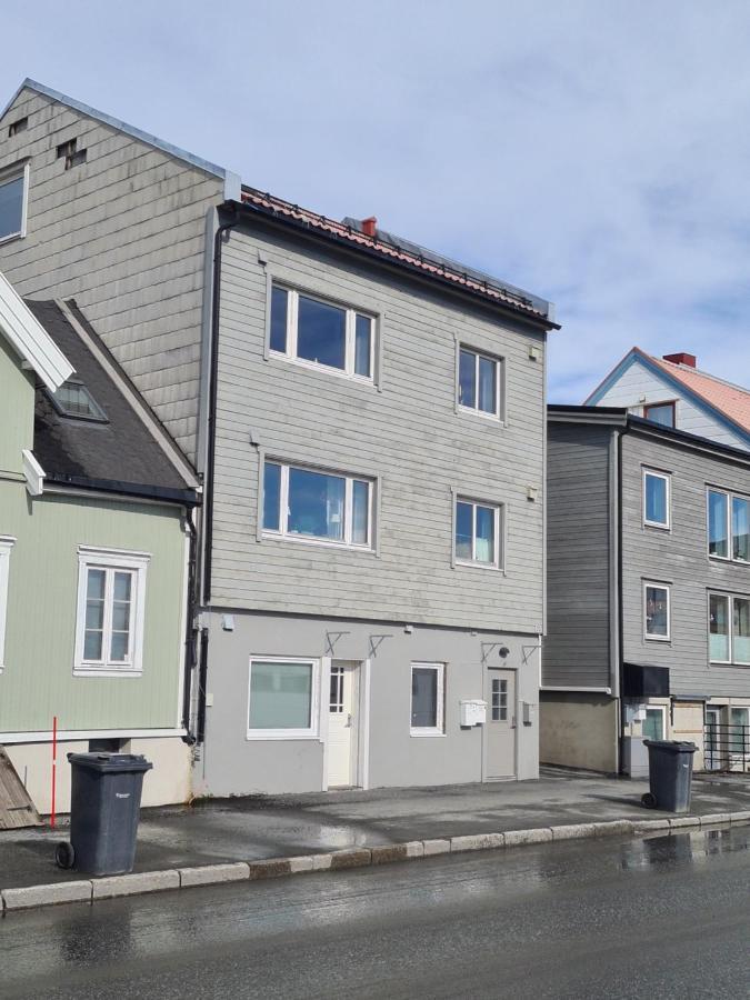 Apartment Centre *
