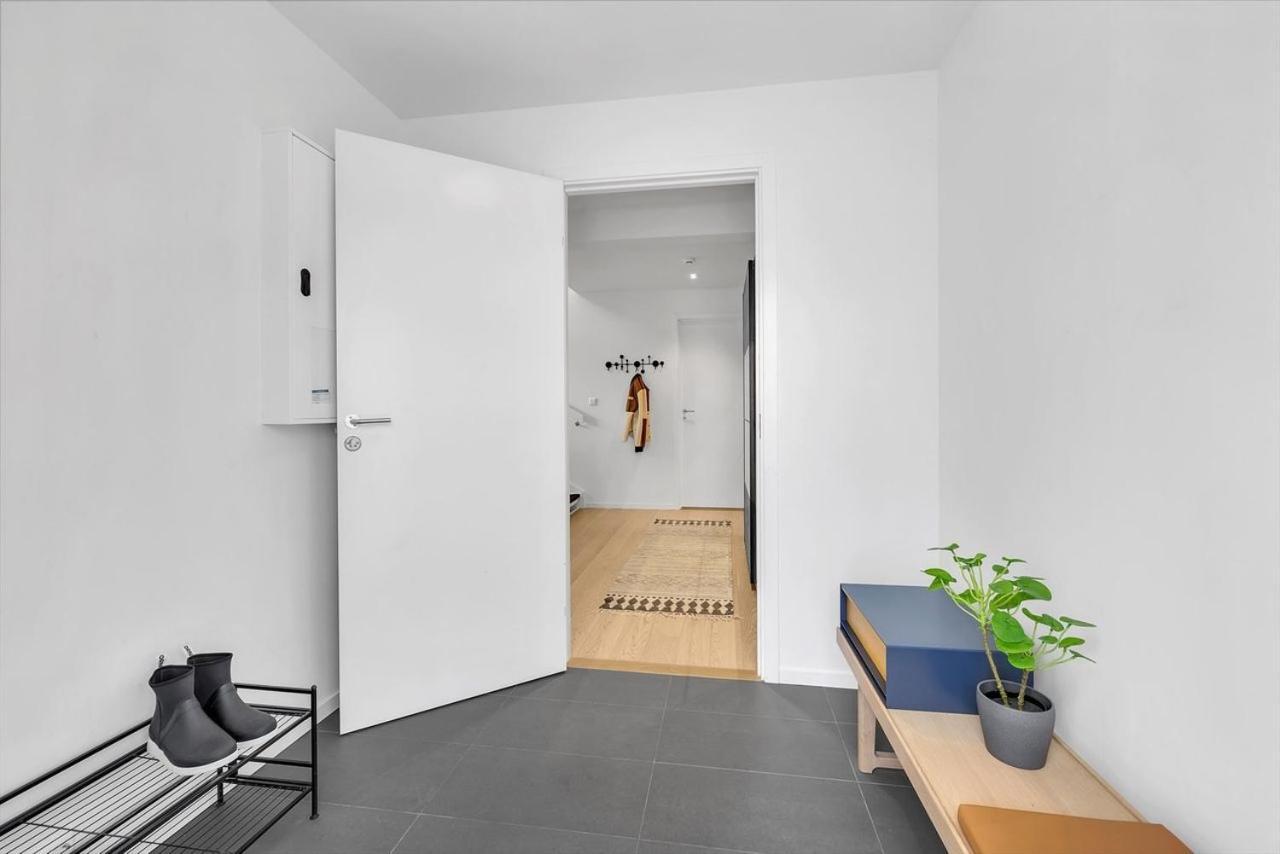 Apartment Kais Sauna, Jacuzzi, Cinema And Balcony House! Location