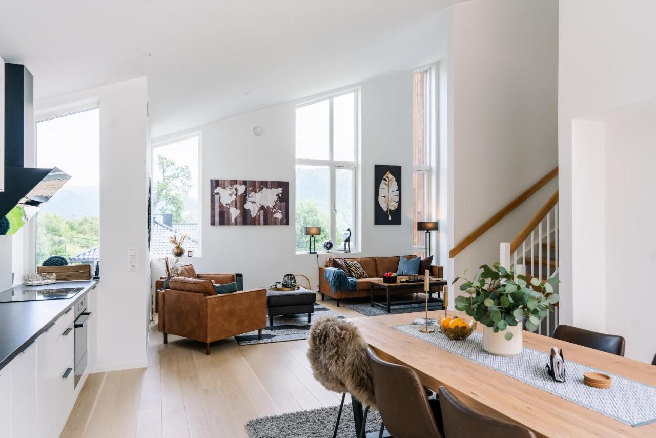 Modern In Plush Town