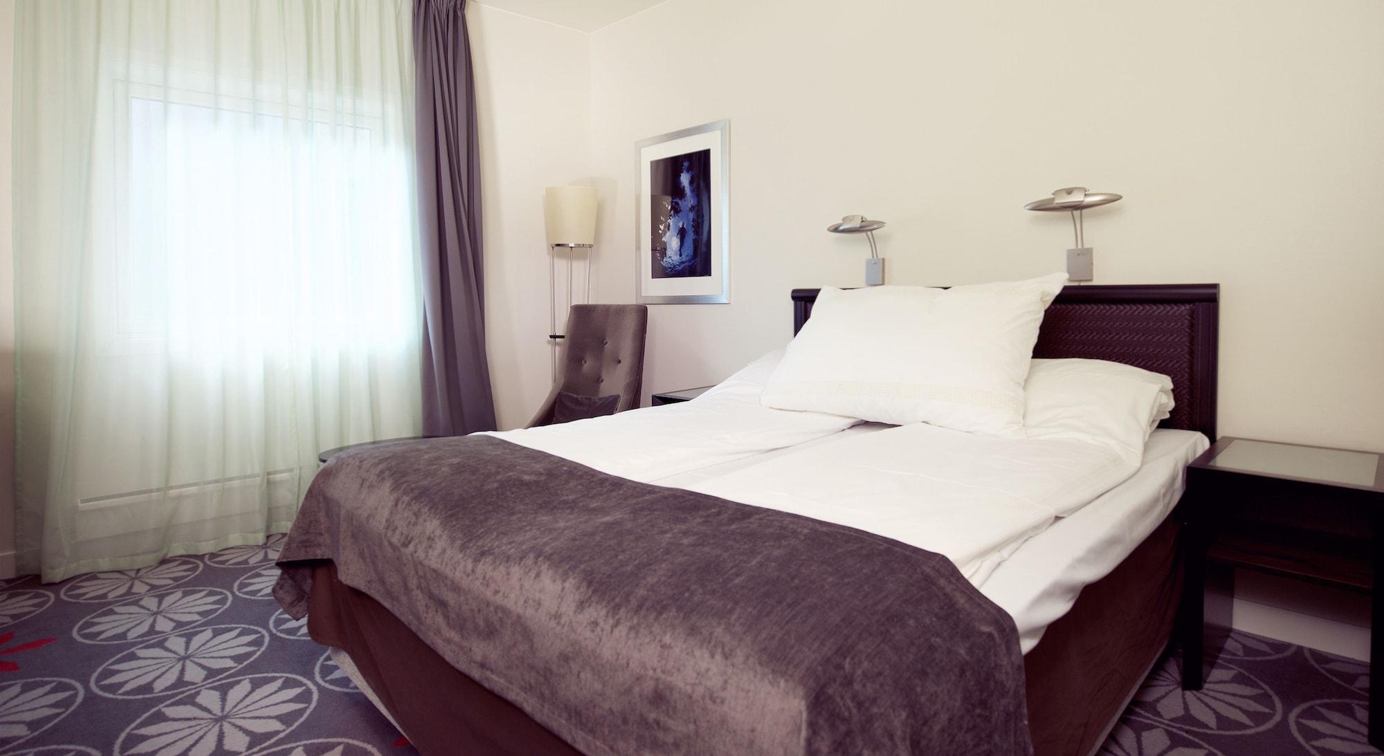 Hotel Aurora 4*