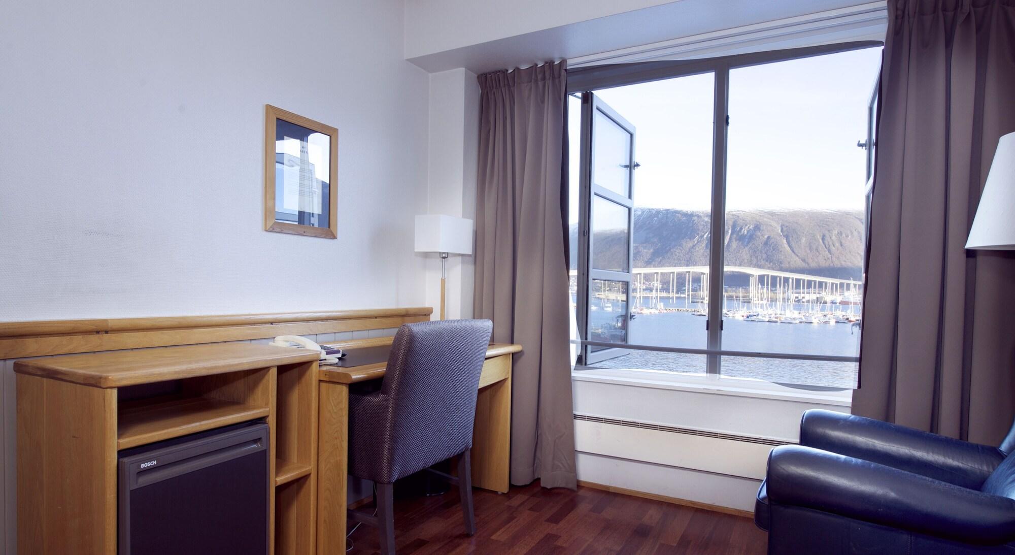 Hotel With 4*